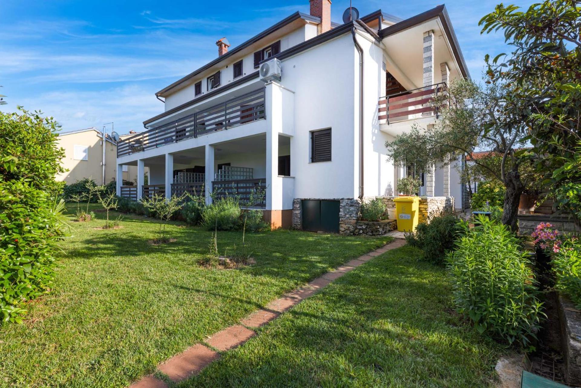 Appartement Valentino à Poreč Extérieur photo