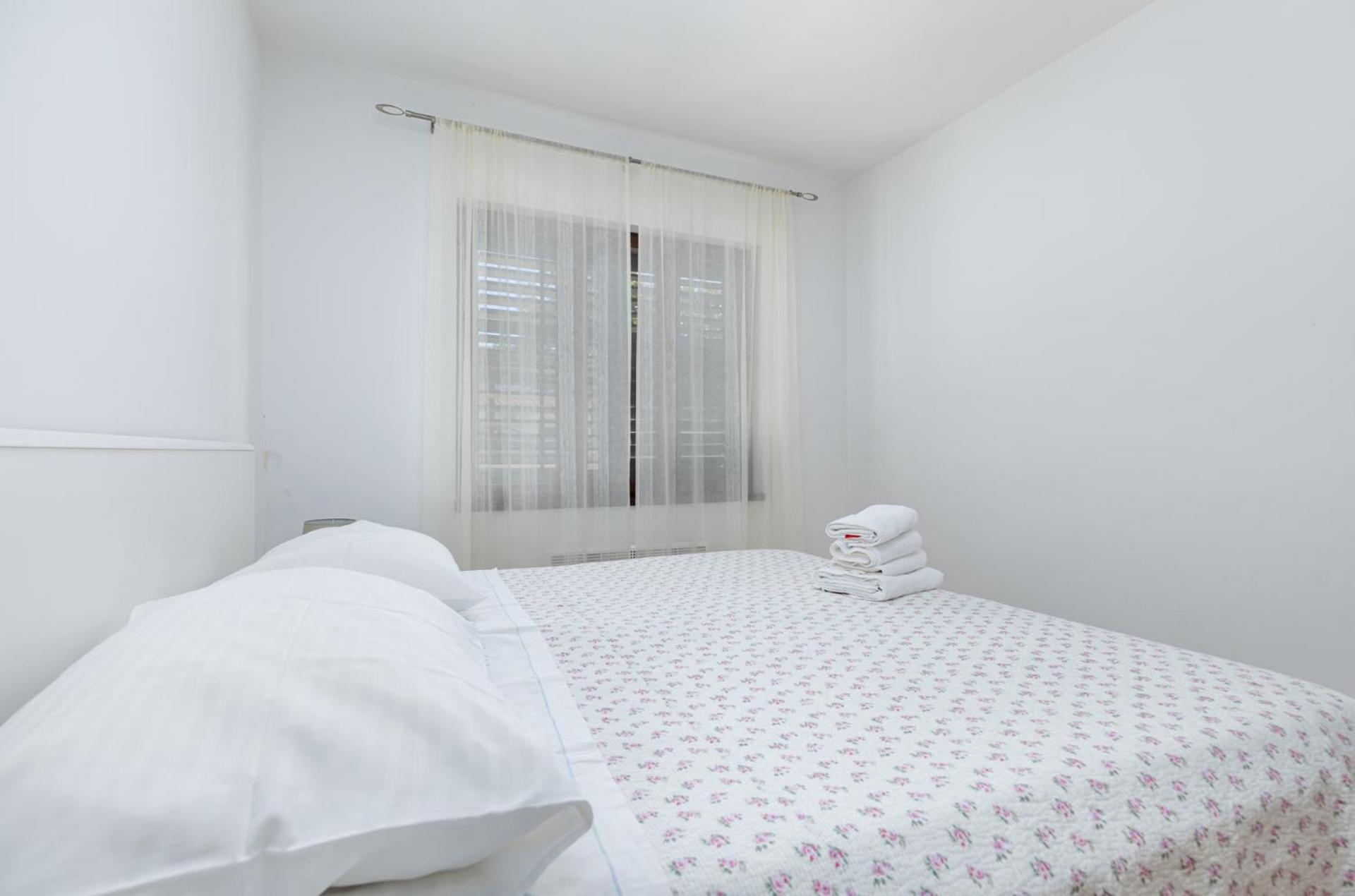 Appartement Valentino à Poreč Extérieur photo